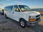 2013 Chevrolet Express Passenger LT с VIN 1GAZG1FAXD1109101, выставлен на аукционе Copart как лот 81935045 с пробегом 214 324 миль миль и Списание • Salvage title. История ставок и продаж доступна на DreamBid. Изображение 4.