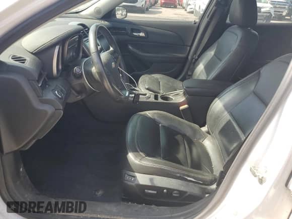 2015 Chevrolet Malibu LTZ с VIN 1G11G5SX1FF124154, выставлен на аукционе Copart как лот 62260245 с пробегом 119 704 миль миль и Списание • Salvage title. История ставок и продаж доступна на DreamBid. Изображение 7.