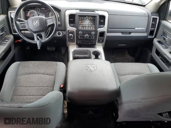 2017 Ram 1500 Big Horn z VIN 1C6RR7LT1HS621458, wystawiony jako Copart lot #71482135 z przebiegiem 104 038 mil mil oraz Szkoda całkowita • Salvage title. Historia ofert i sprzedaży dostępna na DreamBid. Obrazek 8.