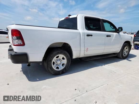 2023 Ram 1500 Tradesman с VIN 1C6SRFGT5PN586426, выставлен на аукционе Copart как лот 60134935 с пробегом 50 951 миль миль и Чистый • Clean title. История ставок и продаж доступна на DreamBid. Изображение 3.