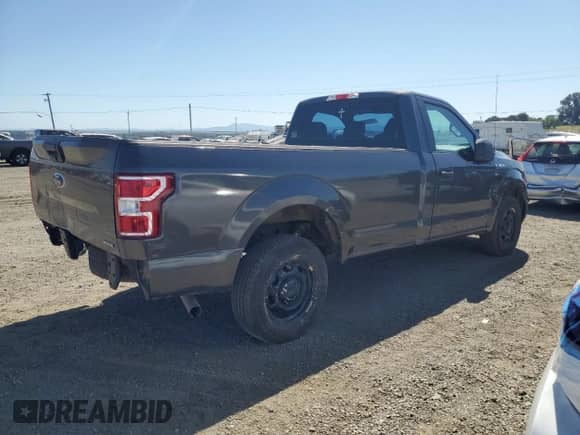 2018 Ford F-150 XL z VIN 1FTMF1CP1JKC72478, wystawiony jako Copart lot #56513615 z przebiegiem 186 659 mil mil oraz Szkoda całkowita • Salvage title. Historia ofert i sprzedaży dostępna na DreamBid. Obrazek 3.