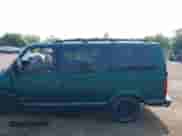 1998 Chevrolet Astro with VIN 1GNEL19W2WB172044, listed as a IAAI auction lot 42381085 with 218,946 mi miles and . Bid and sale history available at DreamBid. Image 15.