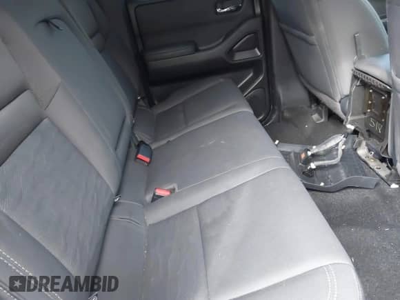 2022 Nissan Frontier SV z VIN 1N6ED1EK2NN606000, wystawiony jako IAAI lot #41606273 z przebiegiem 63 864 mil mil oraz . Historia ofert i sprzedaży dostępna na DreamBid. Obrazek 8.