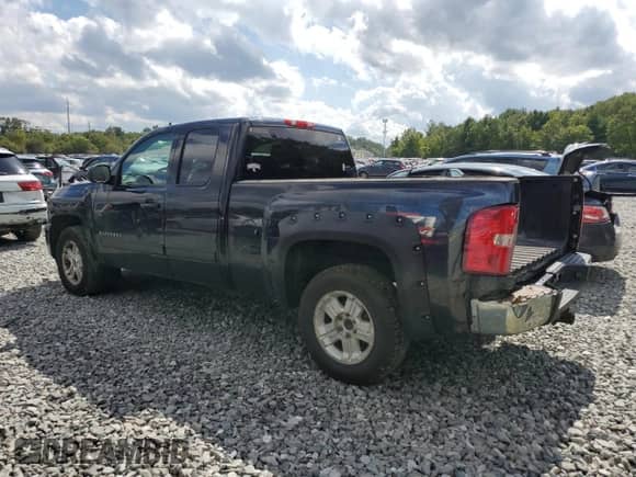 2011 Chevrolet Silverado 1500 LTZ with VIN 1GCRKTE37BZ426448, listed as a Copart auction lot 71725715 with 153,563 mi miles and Clean title. Bid and sale history available at DreamBid. Image 2.
