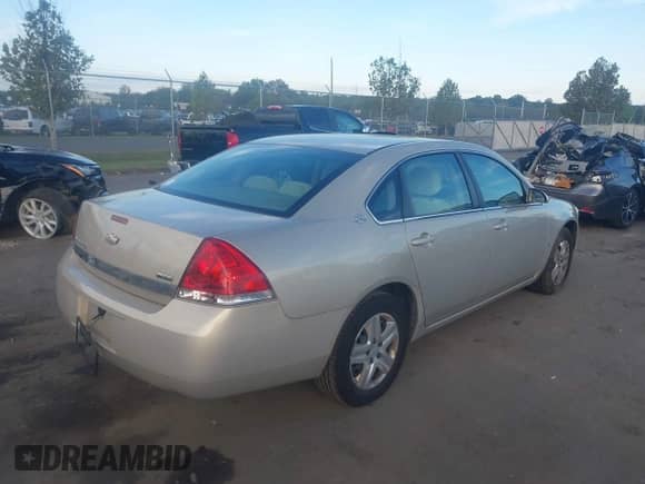 2008 Chevrolet Impala LS с VIN 2G1WB58K181259130, выставлен на аукционе IAAI как лот 43346673 с пробегом 141 193 миль миль и . История ставок и продаж доступна на DreamBid. Изображение 4.