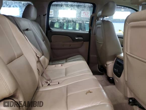 2012 Chevrolet Suburban LT с VIN 1GNSKJE72CR316425, выставлен на аукционе Copart как лот 86055735 с пробегом 251 017 миль миль и Чистый • Clean title. История ставок и продаж доступна на DreamBid. Изображение 11.
