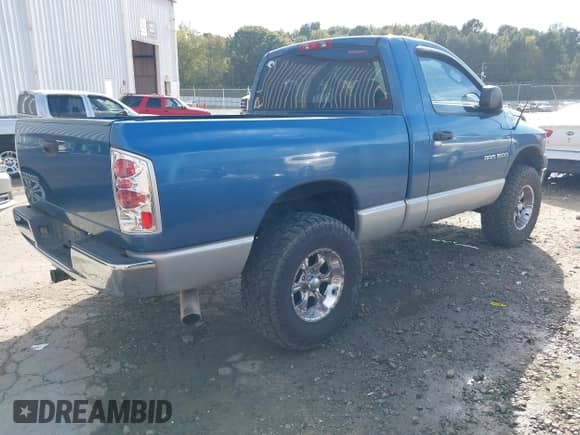 2003 Dodge 1500 ST с VIN 1D7HA16K73J557054, выставлен на аукционе IAAI как лот 43412472 с пробегом 164 459 миль миль и . История ставок и продаж доступна на DreamBid. Изображение 4.