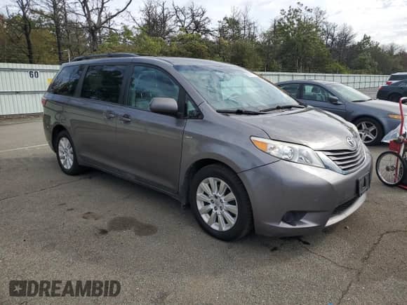 2016 Toyota Sienna LE с VIN 5TDJK3DC1GS144667, выставлен на аукционе Copart как лот 85857175 с пробегом 273 360 миль миль и Чистый • Clean title. История ставок и продаж доступна на DreamBid. Изображение 4.