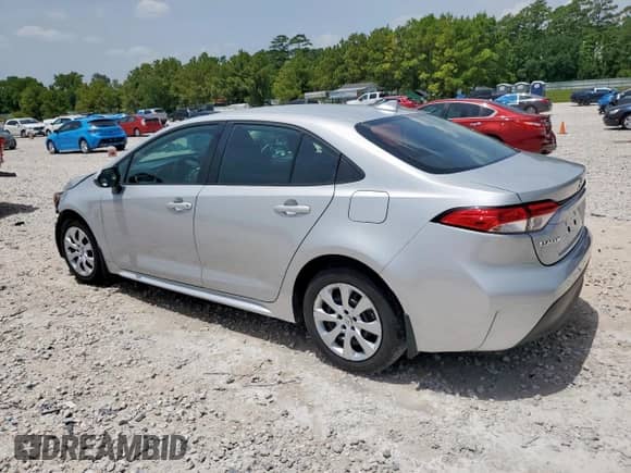 2024 Toyota Corolla LE with VIN 5YFB4MDE5RP214074, listed as a Copart auction lot 63408875 with 27,683 mi miles and Clean title. Bid and sale history available at DreamBid. Image 2.