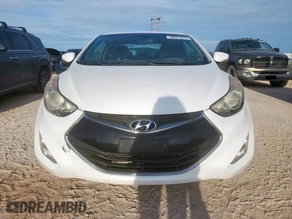2013 Hyundai Elantra SE with VIN KMHDH6AE3DU007882, listed as a Copart auction lot 68841815 with 72,473 mi miles and Clean title. Bid and sale history available at DreamBid. Image 5.