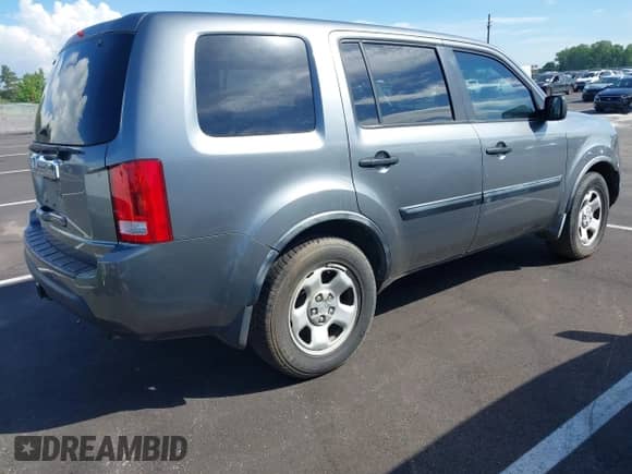 2009 Honda Pilot LX с VIN 5FNYF38209B005576, выставлен на аукционе IAAI как лот 42441729 с пробегом 228 345 миль миль и . История ставок и продаж доступна на DreamBid. Изображение 4.
