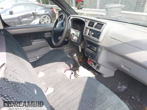 1998 Nissan Frontier XE with VIN 1N6DD21S6WC388647, listed as a IAAI auction lot 42378027 with Not provided miles and . Bid and sale history available at DreamBid. Image 5.