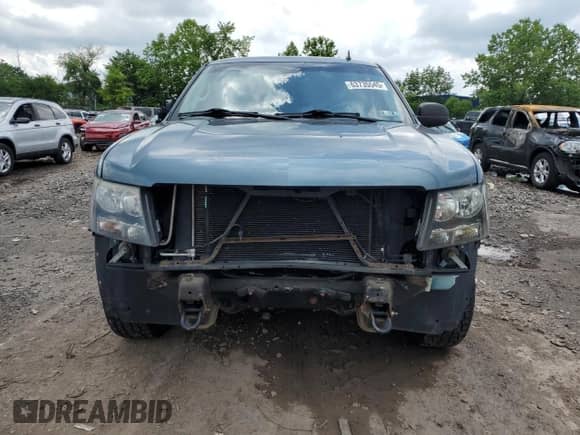 2010 Chevrolet Suburban LS с VIN 1GNUKHE33AR245179, выставлен на аукционе Copart как лот 63735545 с пробегом 176 565 миль миль и Списание • Salvage title. История ставок и продаж доступна на DreamBid. Изображение 5.
