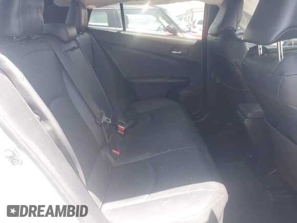 2017 Toyota Prius Two z VIN JTDKARFU0H3042988, wystawiony jako IAAI lot #42580166 z przebiegiem 169 300 mil mil oraz . Historia ofert i sprzedaży dostępna na DreamBid. Obrazek 8.