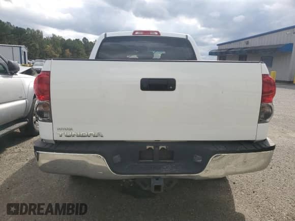 2007 Toyota Tundra SR5 z VIN 5TBET541X7S455595, wystawiony jako Copart lot #81287554 z przebiegiem 158 447 mil mil oraz Szkoda całkowita • Salvage title. Historia ofert i sprzedaży dostępna na DreamBid. Obrazek 6.