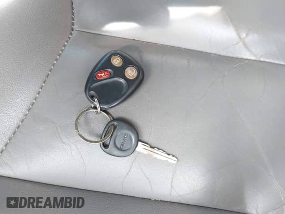 2003 GMC Sierra 1500 SLE с VIN 2GTEK19T931170319, выставлен на аукционе IAAI как лот 42688524 с пробегом 319 869 миль миль и . История ставок и продаж доступна на DreamBid. Изображение 11.
