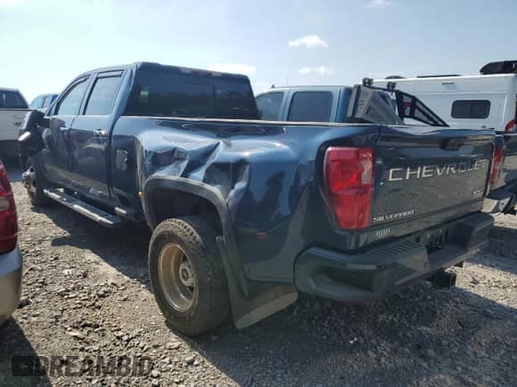 2020 Chevrolet Silverado 3500HD High Country с VIN 1GC4YVEY1LF337672, выставлен на аукционе Copart как лот 62410355 с пробегом 179 810 миль миль и Списание • Salvage title. История ставок и продаж доступна на DreamBid. Изображение 2.