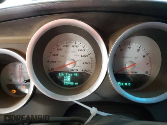 2006 Dodge Charger SRT-8 с VIN 2B3KA73W16H385931, выставлен на аукционе Copart как лот 57815795 с пробегом 125 706 миль миль и Списание • Salvage title. История ставок и продаж доступна на DreamBid. Изображение 9.