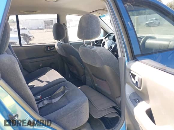 2004 Hyundai Santa Fe GLS z VIN KM8SC73E74U807884, wystawiony jako IAAI lot #42900456 z przebiegiem 120 278 mil mil oraz . Historia ofert i sprzedaży dostępna na DreamBid. Obrazek 8.