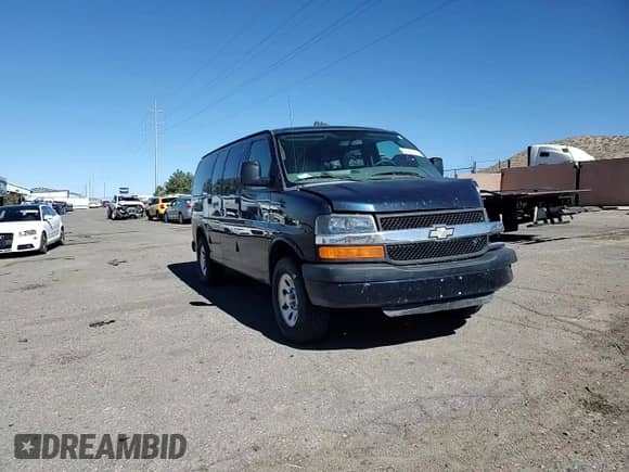2010 Chevrolet Express Passenger LS с VIN 1GNUGBD41A1161725, выставлен на аукционе Copart как лот 76292724 с пробегом 99 850 миль миль и Списание • Salvage title. История ставок и продаж доступна на DreamBid. Изображение 12.