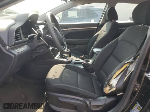 2019 Hyundai Elantra Value Edition z VIN KMHD84LF7KU812968, wystawiony jako Copart lot #65934195 z przebiegiem 119 639 mil mil oraz Szkoda całkowita • Salvage title. Historia ofert i sprzedaży dostępna na DreamBid. Obrazek 7.