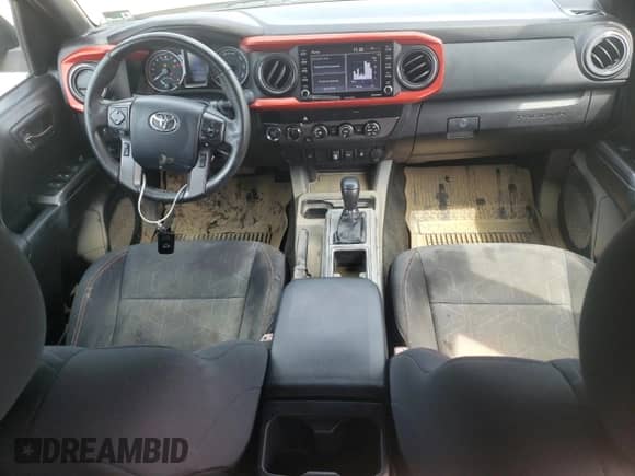 2020 Toyota Tacoma SR with VIN 3TMCZ5AN2LM350550, listed as a Copart auction lot 68075545 with 149,896 mi miles and Salvage title. Bid and sale history available at DreamBid. Image 8.