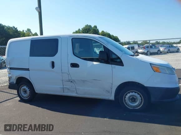 2015 Chevrolet City Express Cargo LS z VIN 3N63M0YN6FK700332, wystawiony jako IAAI lot #43157331 z przebiegiem 214 590 mil mil oraz . Historia ofert i sprzedaży dostępna na DreamBid. Obrazek 14.