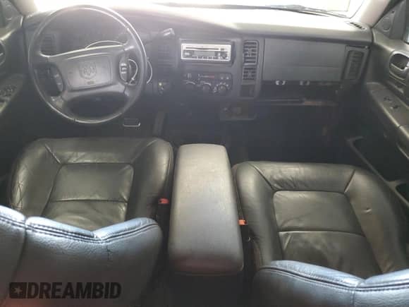 2001 Dodge Durango with VIN 1B4HS28N21F643728, listed as a Copart auction lot 68042765 with 140,918 mi miles and Salvage title. Bid and sale history available at DreamBid. Image 8.