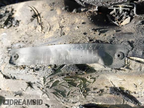 2000 Chevrolet Blazer LT with VIN 1GNCS13WXY2231878, listed as a IAAI auction lot 41212161 with Not provided miles and . Bid and sale history available at DreamBid. Image 9.