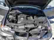 2008 BMW 3 Series 328xi с VIN WBAVC93518K040240, выставлен на аукционе Copart как лот 86077755 с пробегом 270 741 миль миль и Списание • Salvage title. История ставок и продаж доступна на DreamBid. Изображение 11.