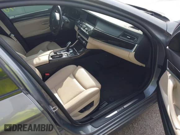 2012 BMW 5 Series 550i xDrive with VIN WBAFU9C57CC786888, listed as a IAAI auction lot 42733140 with 127,659 mi miles and . Bid and sale history available at DreamBid. Image 5.