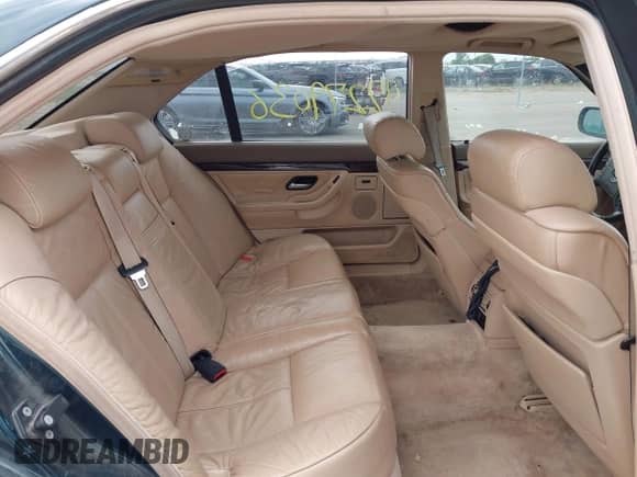 1997 BMW 7 Series 740iL with VIN WBAGJ8325VDL42466, listed as a IAAI auction lot 42279036 with 174,161 mi miles and . Bid and sale history available at DreamBid. Image 8.