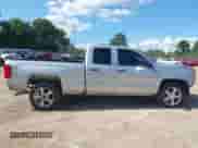 2017 Chevrolet Silverado 1500 Custom с VIN 1GCRCPEC4HZ391705, выставлен на аукционе IAAI как лот 42608589 с пробегом 208 079 миль миль и . История ставок и продаж доступна на DreamBid. Изображение 14.
