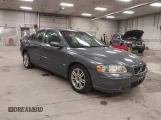 2006 Volvo S60 2.5L Turbo с VIN YV1RH592X62540674, выставлен на аукционе IAAI как лот 43480752 с пробегом 204 398 миль миль и . История ставок и продаж доступна на DreamBid. Изображение 1.