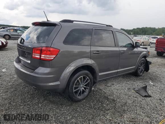 2018 Dodge Journey SE z VIN 3C4PDCAB5JT529517, wystawiony jako Copart lot #67180345 z przebiegiem 160 404 mil mil oraz Szkoda całkowita • Salvage title. Historia ofert i sprzedaży dostępna na DreamBid. Obrazek 3.