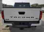 2024 Toyota Tacoma SR5 с VIN 3TMLB5JN2RM043229, выставлен на аукционе Copart как лот 80880765 с пробегом 18 695 миль миль и Списание • Salvage title. История ставок и продаж доступна на DreamBid. Изображение 6.