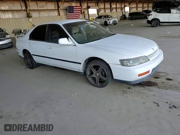1995 Honda Accord LX z VIN 1HGCD5635SA055901, wystawiony jako Copart lot #58988965 z przebiegiem 253 309 mil mil oraz Szkoda całkowita • Salvage title. Historia ofert i sprzedaży dostępna na DreamBid. Obrazek 13.