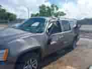 2007 Chevrolet Suburban LS with VIN 1GNFC16J77R260500, listed as a IAAI auction lot 42787990 with 167,163 mi miles and . Bid and sale history available at DreamBid. Image 6.