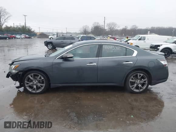 2013 Nissan Maxima SV z VIN 1N4AA5AP4DC836107, wystawiony jako IAAI lot #41643065 z przebiegiem 174 265 mil mil oraz . Historia ofert i sprzedaży dostępna na DreamBid. Obrazek 15.