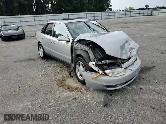 2000 Saturn LS with VIN 1G8JU52F1YY638126, listed as a Copart auction lot 68374705 with Not provided miles and Salvage title. Bid and sale history available at DreamBid. Image 13.