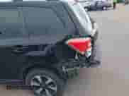 2018 Subaru Forester z VIN JF2SJABCXJH604016, wystawiony jako IAAI lot #43209749 z przebiegiem 89 982 mil mil oraz . Historia ofert i sprzedaży dostępna na DreamBid. Obrazek 6.