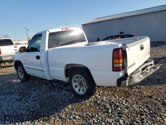 2005 GMC Sierra 1500 Work Truck with VIN 1GTEC14V25Z247208, listed as a Copart auction lot 86598204 with 72,426 mi miles and Non repairable. Bid and sale history available at DreamBid. Image 2.
