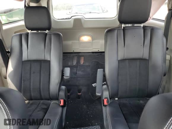 2014 Dodge Grand Caravan SXT 30th Anniversary with VIN 2C4RDGCG8ER226393, listed as a Copart auction lot 71602395 with 36,416 mi miles and Salvage title. Bid and sale history available at DreamBid. Image 10.