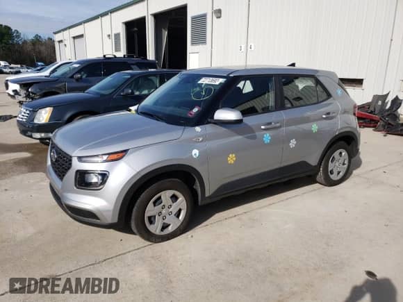 2020 Hyundai Venue SE с VIN KMHRB8A35LU018124, выставлен на аукционе Copart как лот 72713692 с пробегом 40 452 миль миль и . История ставок и продаж доступна на DreamBid. Изображение 1.