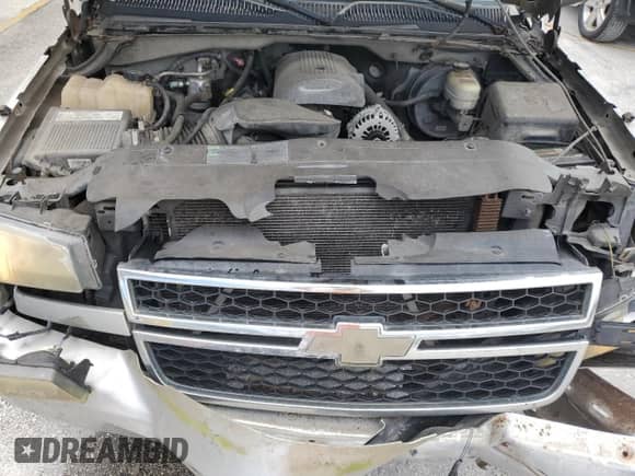 2006 Chevrolet Silverado 1500 LS с VIN 2GCEC13V061222321, выставлен на аукционе Copart как лот 72090955 с пробегом 327 426 миль миль и Списание • Salvage title. История ставок и продаж доступна на DreamBid. Изображение 11.