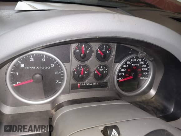 2005 Ford F-150 XLT с VIN 1FTPW14535FB22767, выставлен на аукционе IAAI как лот 41880025 с пробегом Не указан миль и . История ставок и продаж доступна на DreamBid. Изображение 7.