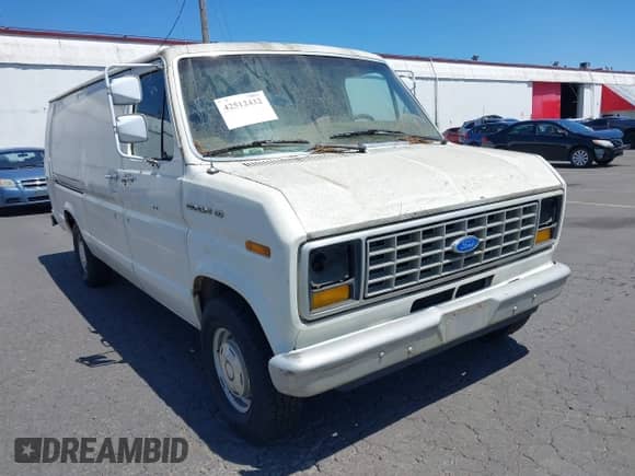 1988 Ford Econoline Cargo с VIN 1FTES14Y2JHB24795, выставлен на аукционе IAAI как лот 42512432 с пробегом 91 824 миль миль и . История ставок и продаж доступна на DreamBid. Изображение 1.