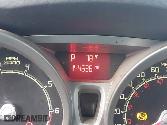 2012 Ford Fiesta SE с VIN 3FADP4BJ0CM215802, выставлен на аукционе IAAI как лот 43075874 с пробегом 144 636 миль миль и . История ставок и продаж доступна на DreamBid. Изображение 15.