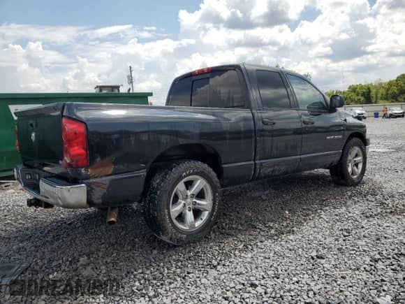 2007 Dodge 1500 SLT with VIN 1D7HA18P97J504189, listed as a Copart auction lot 66147625 with 283,540 mi miles and Salvage title. Bid and sale history available at DreamBid. Image 3.