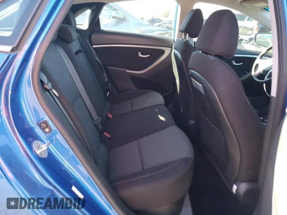 2017 Hyundai Elantra с VIN KMHD35LH4HU350030, выставлен на аукционе Copart как лот 82312755 с пробегом 77 658 миль миль и Списание • Salvage title. История ставок и продаж доступна на DreamBid. Изображение 10.